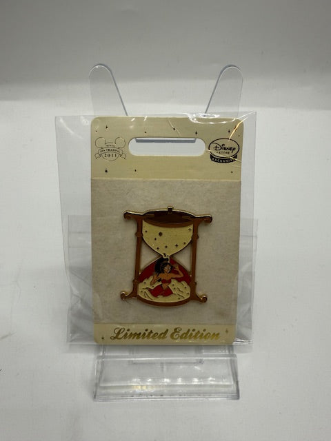 Red Jasmine Dress UK LE 150 Disney Pin Sand Blast