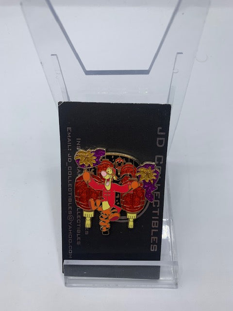 Tigger LE 50 New Year Mystery Pin