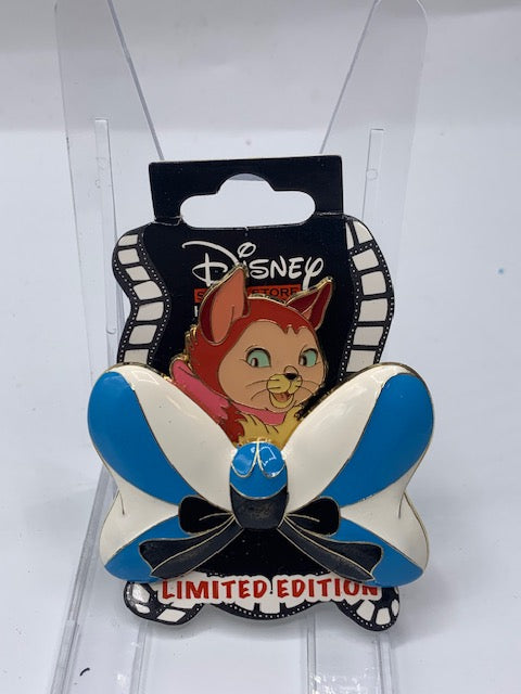 Dinah Bow DSSH LE 400 Disney Pin FLAWED