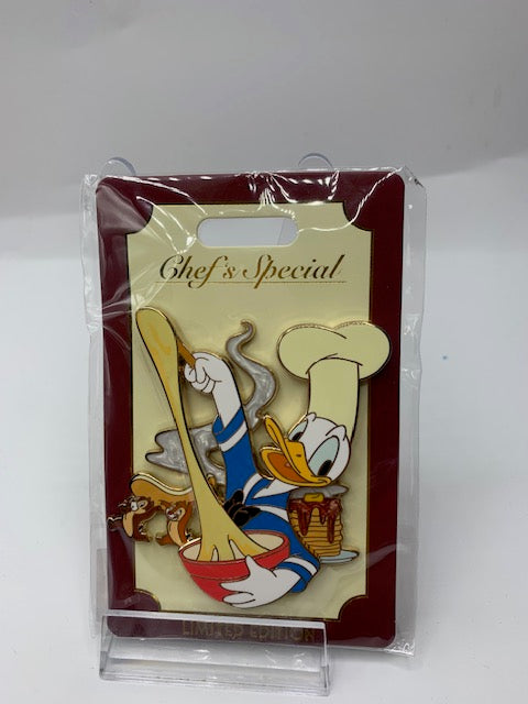 Donald Chip Dale Chef WDI LE 300 Disney Pin