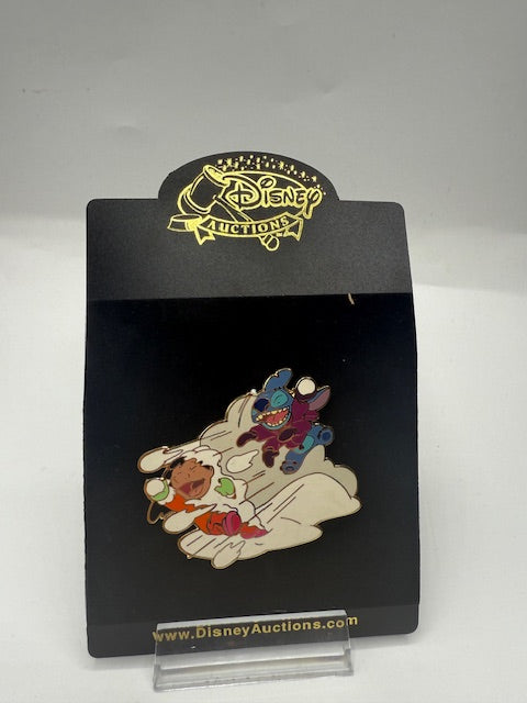 Lilo & Stitch Snowball Fight LE 100 Disney Pin