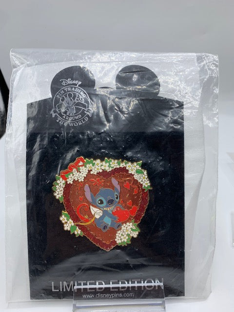 Stitch Valentine's Heart LE 100 Shopping Pin