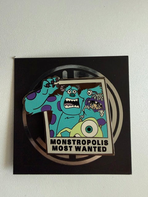 Monsters Inc Monstropolis Most Wanted DSSH LE 300 Disney Pin