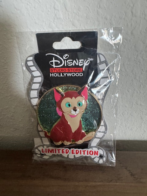 Dinah Cursive Cutie DSSH LE 300 Disney Pin
