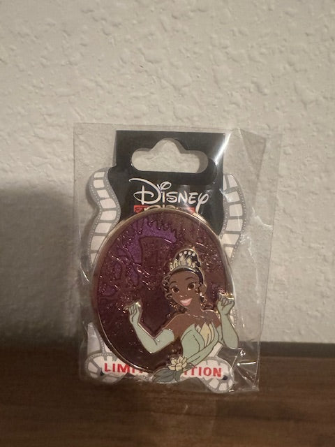Tiana Fairytale DSSH LE 400 Disney Pin