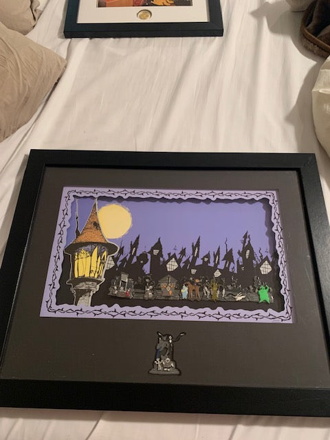 Halloweentown Nightmare Before Christmas LE 500 Disney Pin Frame