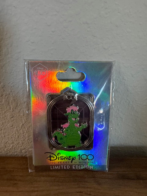 Elliott DEC 100 LE 400 Disney Pin