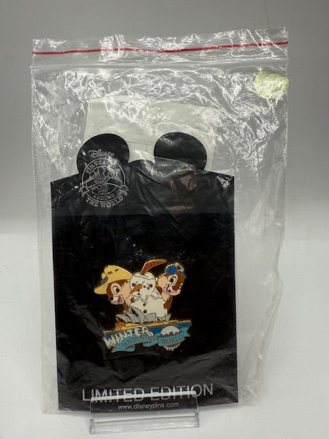 Chip Dale Around World Shopping LE 250 Disney Pin