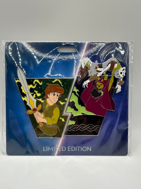 WDI Heroes Vs Villains Taran and Horned King le 400 Pin J