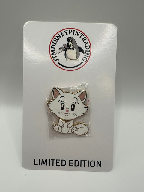 WDI Adorb Duchess Le 400 Pin J