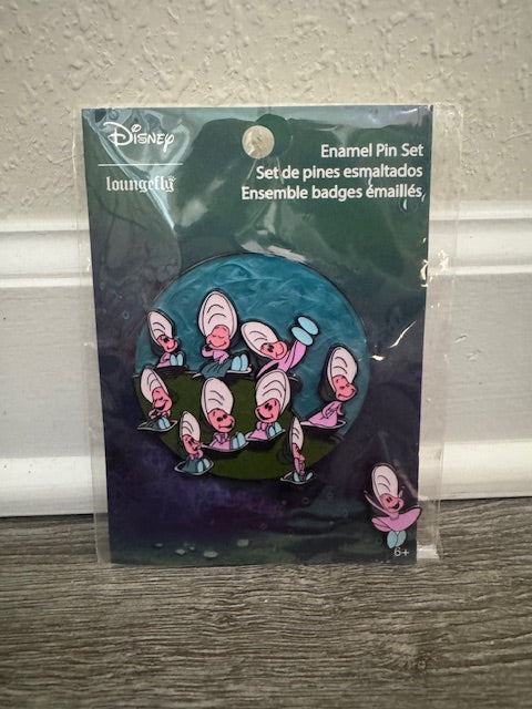 Osyters Pinks Break LE 300 Jumbo Disney Pin