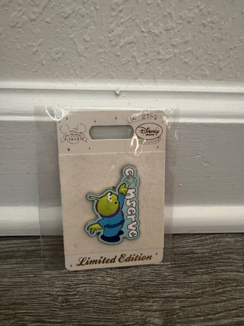 Little Green Aliens Disney Store UK Conserve LE 2750