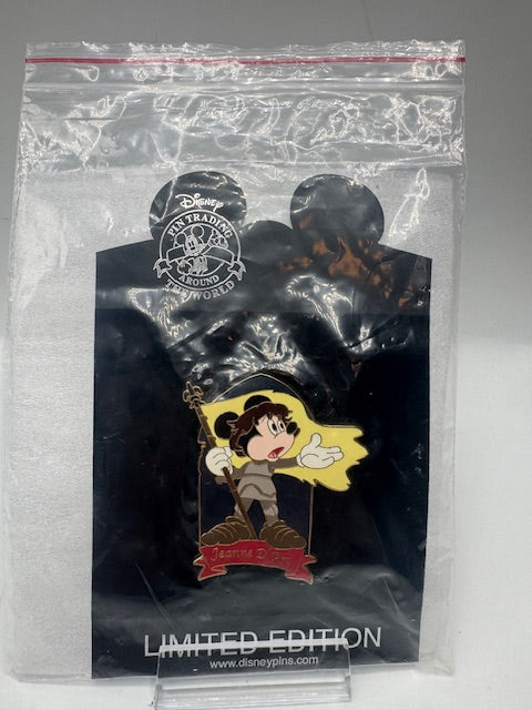 Minnie Mouse Jeanne D'arc LE 100 Shopping Disney Pin