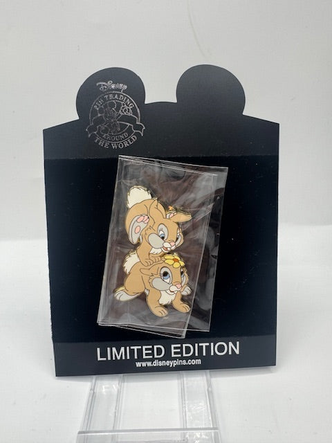 Miss Bunny Shopping LE 100 Bambi Disney Pin