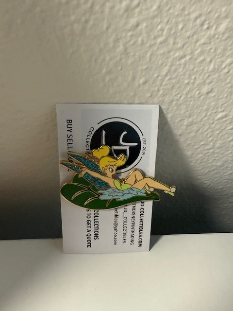 Tinker Bell Shopping Leaf LE 100 Disney Pin