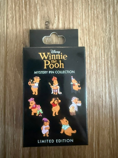 Winnie the Pooh TWDC LE 400 Disney Pin