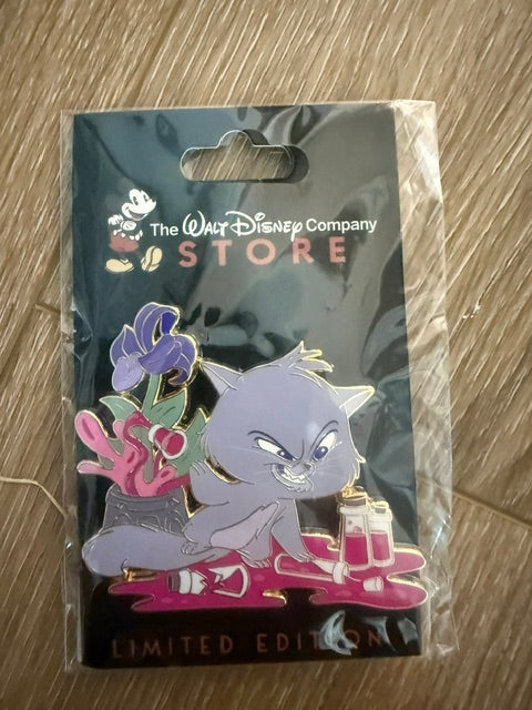 Yzma TWDC Pin