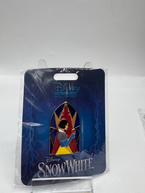 Snow White Live Action Snow Window DSSH LE 400 Disney Pin