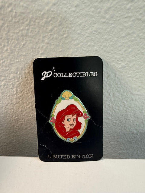 Ariel Cameo Auctions LE 500 Disney Pin
