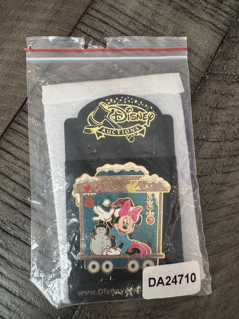 Minnie Mouse Auctions Train LE 100 Disney Pin