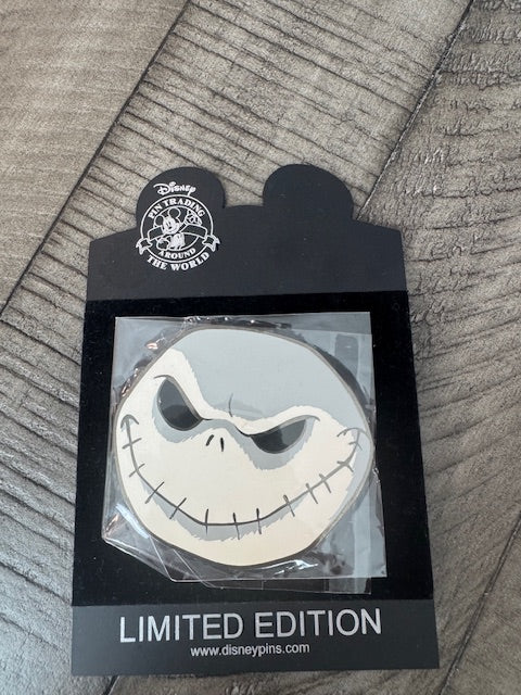 NBC Jack Shopping Head LE 500 Disney Pin