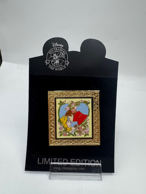 Sleeping Beauty Gomes Shopping LE 100 Disney Pin TINY PIN HOLE