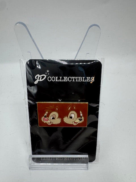 Chip Dale Auctions LE 500 Disney Pins