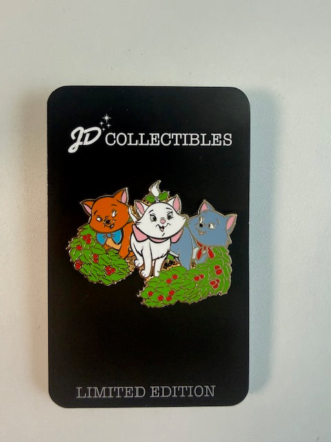 Aristocats Christmas Mystery DEC LE 400 Disney Pin