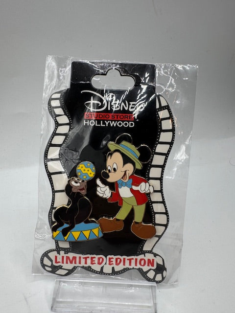 Mickey Seal Cirus DSSH LE 400 Disney Pin