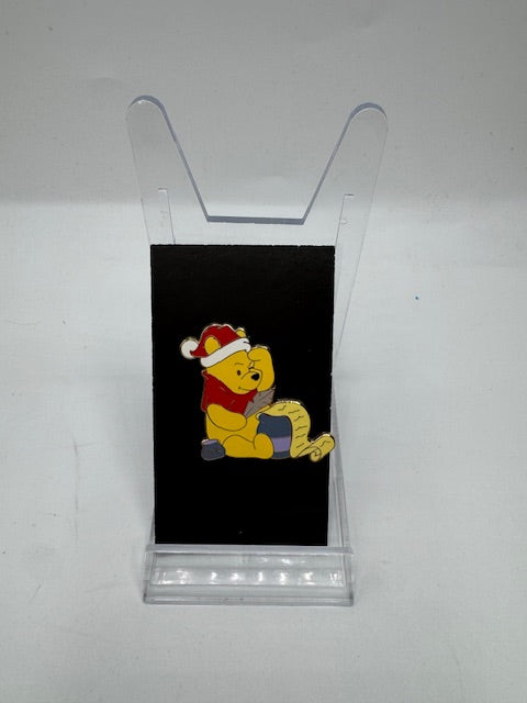 Pooh Christmas Shopping LE 400 Disney Pin