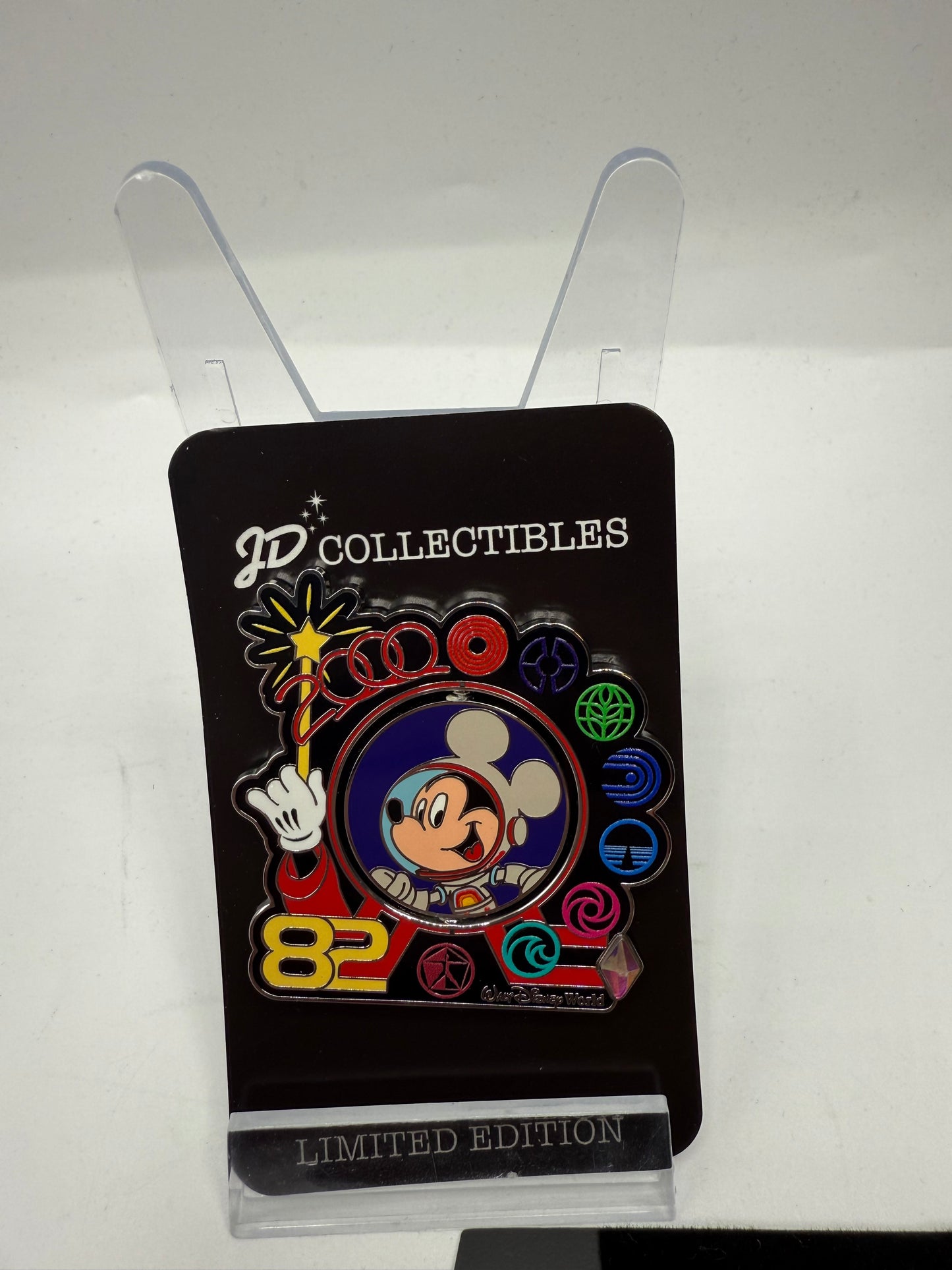 Epcot Mickey WDW LE 300 Disney Pin