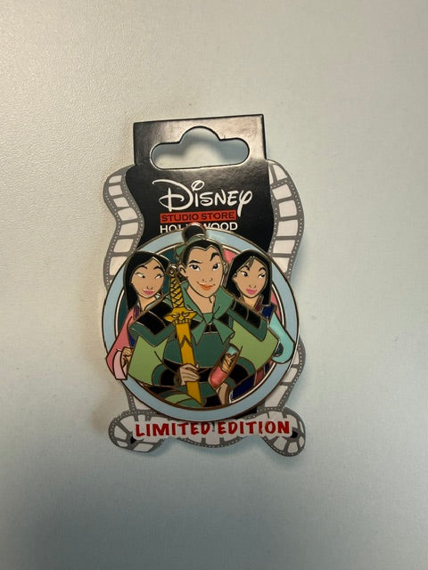Mulan Ping Many Sides DSSH LE 400 Disney Pin