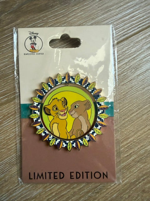 Lion King DEC Spinner LE 250 Disney Pin