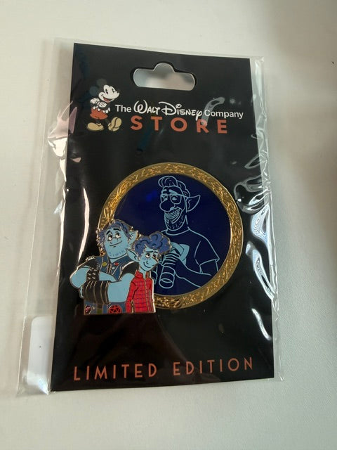 Onward DEC LE 250 Family Disney Pin