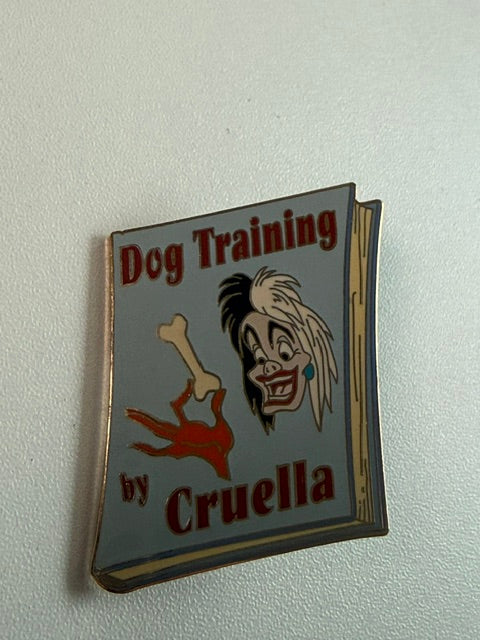 Cruella Auctions Dog Training LE 1000 Disney Pin