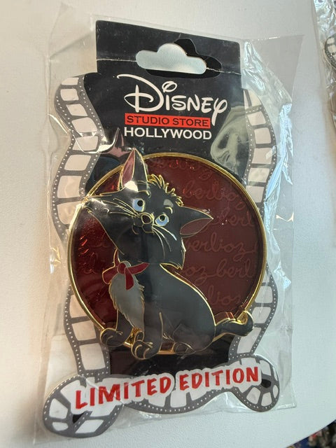 Berlioz Cursive Cutie DSSH LE 300 Disney Pin