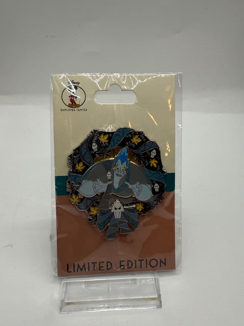 Hades DEC Wreath LE 400 Disney Pin