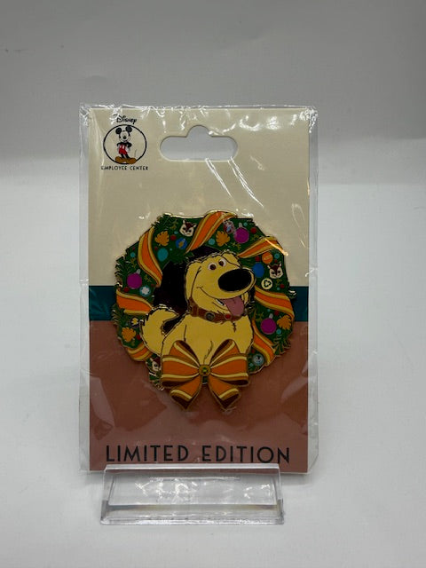 Dug Wreath DEC LE 400 Disney Pin