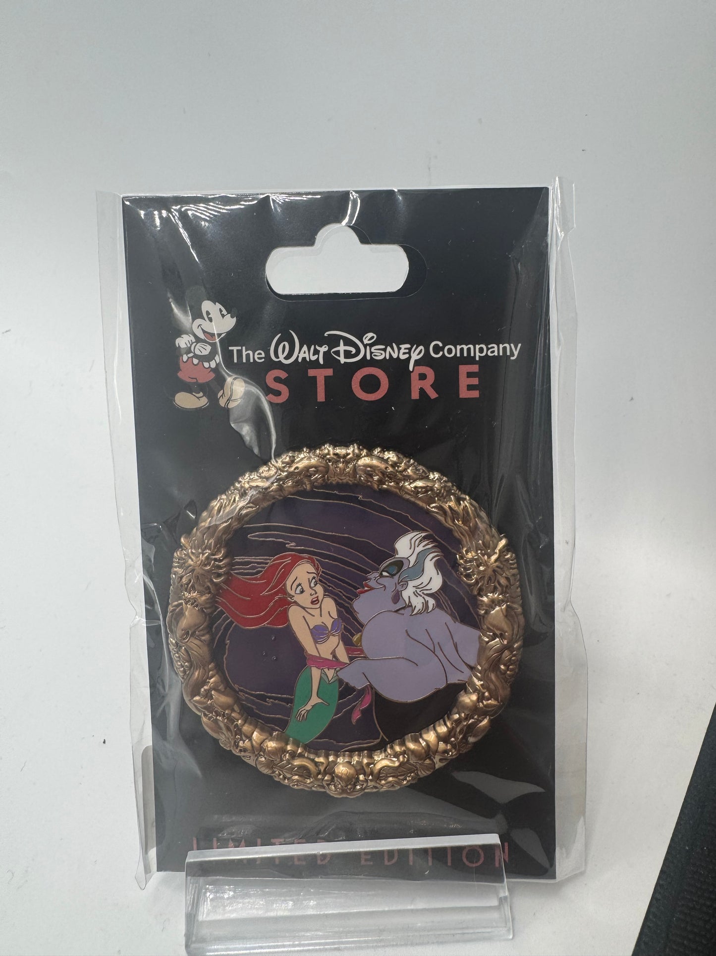 Ariel Ursula DEC TLM 35TH Anniversary LE 250 Disney Pin