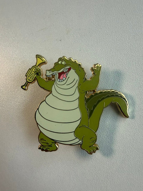 Princess and the Frog Shopping LE 250 Louis Disney Pin TINY FLAW