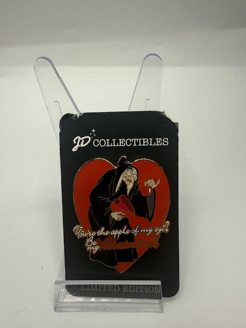 Old Hag Auctions LE 100 Valentine Disney Pin