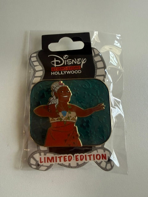 Grandma Moana DSSH Mothers Day LE 400 Disney Pin