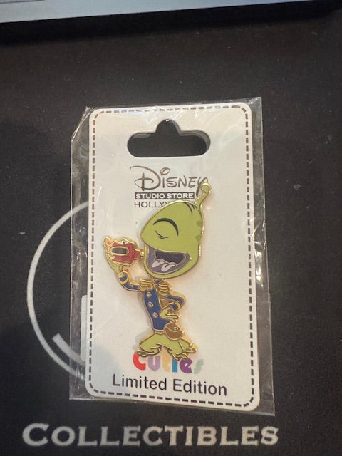 Pleakley Cutie DSSH LE 300 Disney Pin