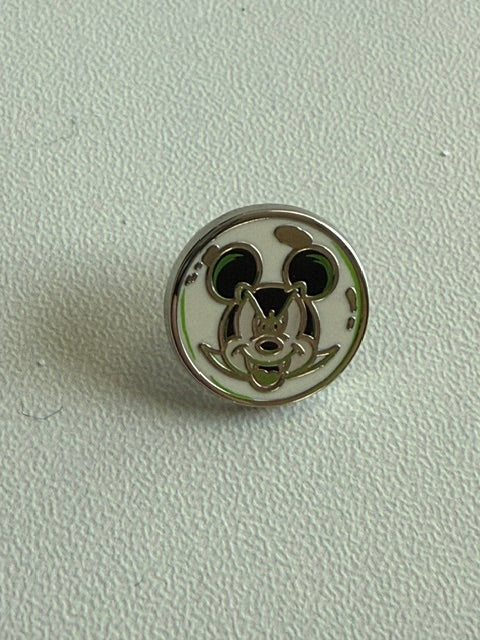 Mickey Vampire  Starwars LR Disney Pin