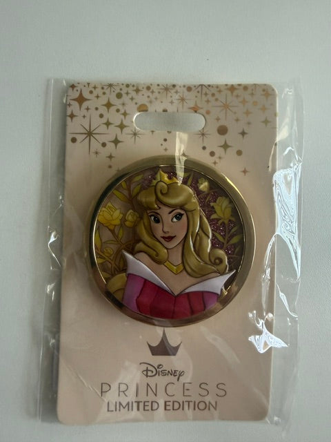 WDI PINS – JD COLLECTIBLES LLC