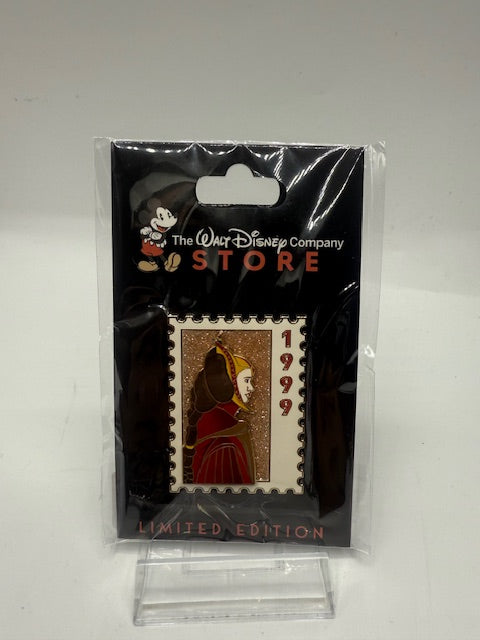 Queen Amidala Starwars DEC LE 250 Disney Pin