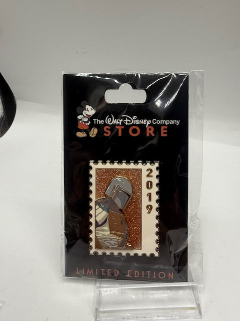 Din Djarin Starwars DEC LE 250 Disney Pin