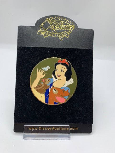 Snow White Princess Friends Auctions LE 100 Disney Pin FLAWED
