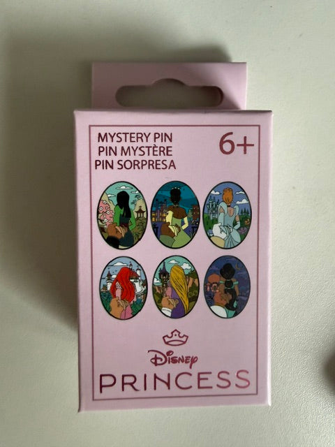 Princess Walking Loungefly Christmas Pin Box Sealed