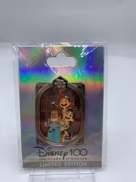 Luca DEC 100 LE 400 Disney Pin